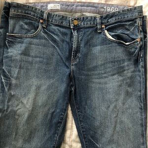 GAP Jeans - New 34/14 Gap boyfriend fit jeans. GAP Jeans - New 34/14 Gap boyfriend fit jeans.